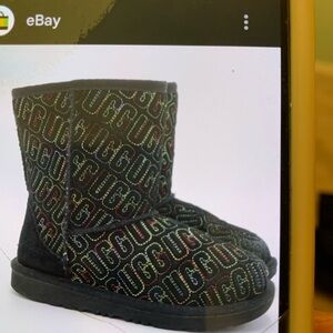 Classic Graphic stitch logo multicolor girls Ugg Boots